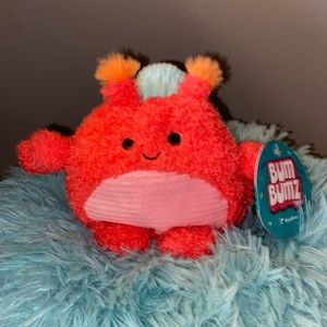 BRAND NEW BUM BUMZ 4.5”! NWT. SMOKE FREE HOME!